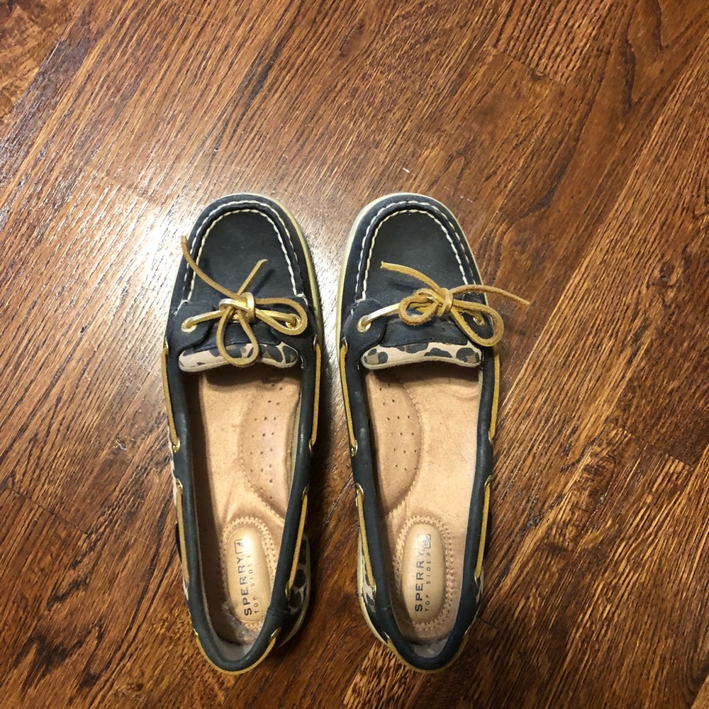 Sperry’s - Picture 3 of 3